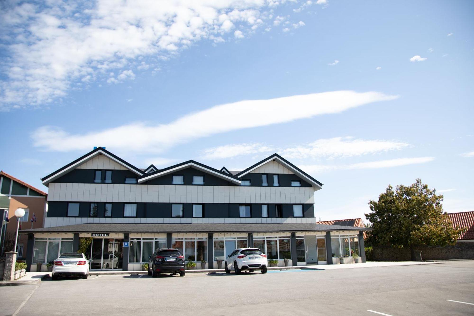 Hotel Mercedes Camargo