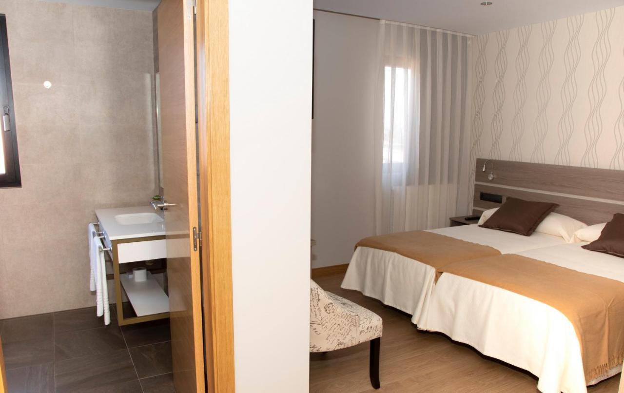 Mercedes Hotel 3*